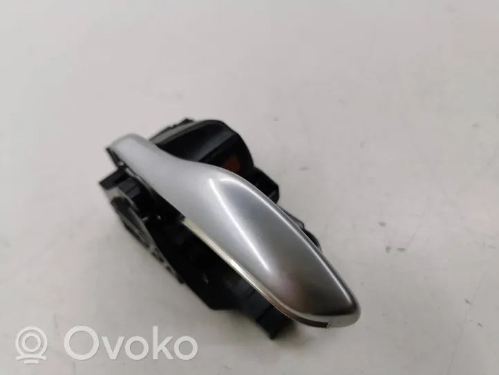 Toyota C-HR Priekinė atidarymo rankenėlė vidinė 69274F4010