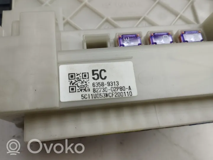 Toyota Corolla E210 E21 Module de fusibles 8273002P80A