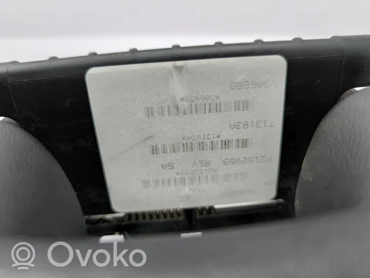 Volvo V40 Galinės sėdynės galvos atrama P2152099