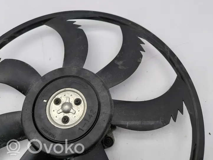 Toyota RAV 4 (XA50) Ventilateur de refroidissement de radiateur électrique 1636331500