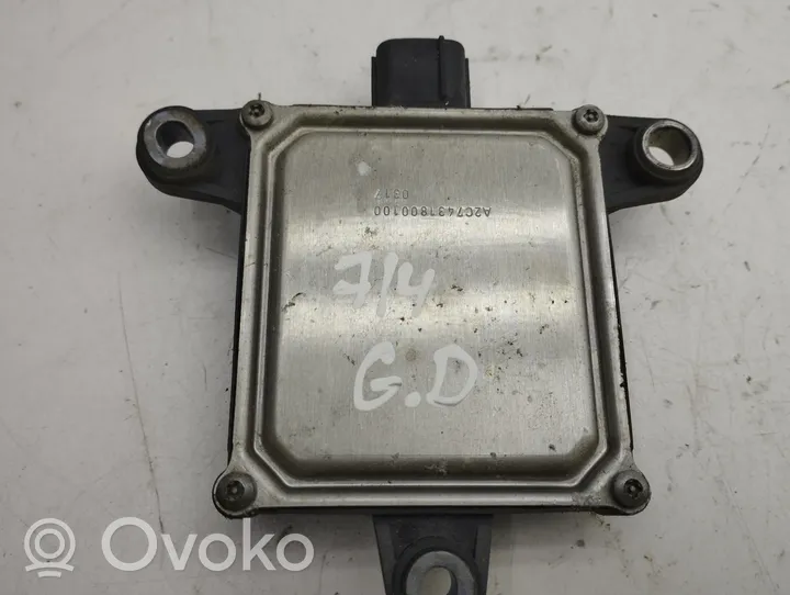 Toyota C-HR Capteur radar d'angle mort 10R047527