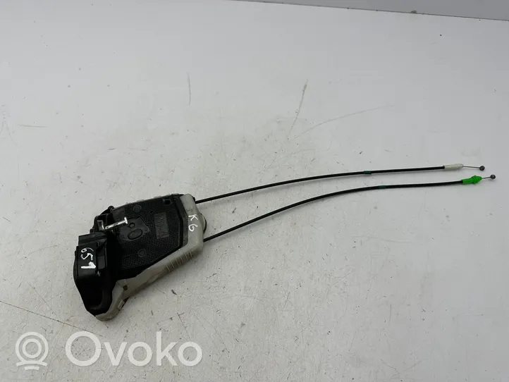 Toyota Yaris Zamek drzwi tylnych 21022Z4