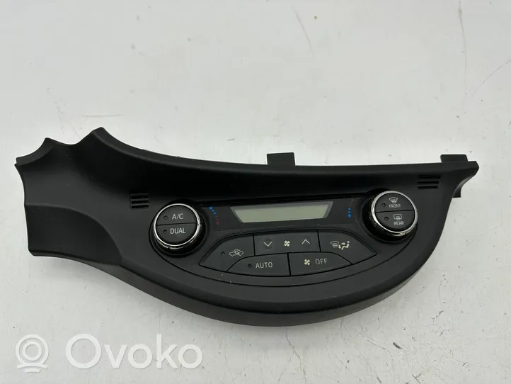 Toyota Yaris Oro kondicionieriaus/ klimato/ pečiuko valdymo blokas (salone) 75F206