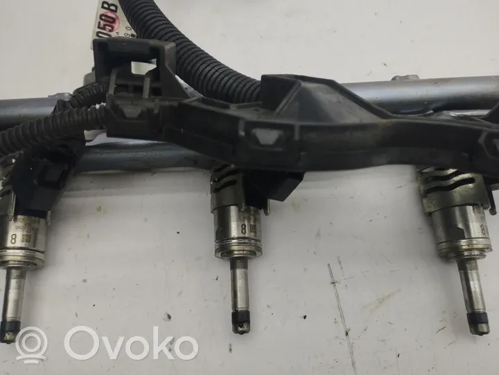 Toyota RAV 4 (XA50) Kit d'injecteurs de carburant 8212633050B