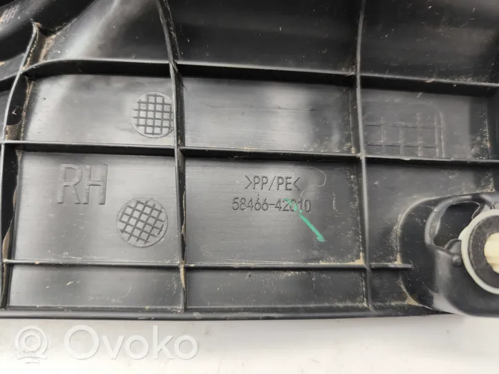 Toyota RAV 4 (XA50) Panneau, garniture de coffre latérale 5846642010