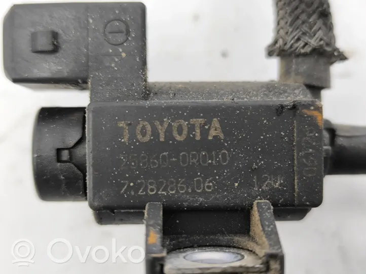 Toyota RAV 4 (XA30) Zawór podciśnienia 258600R010