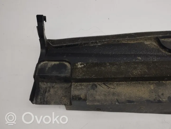 Nissan Qashqai Déflecteur d'air de radiateur de refroidissement 214777177R