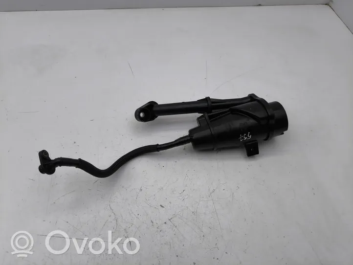 Opel Zafira C Oil breather separator 55575980