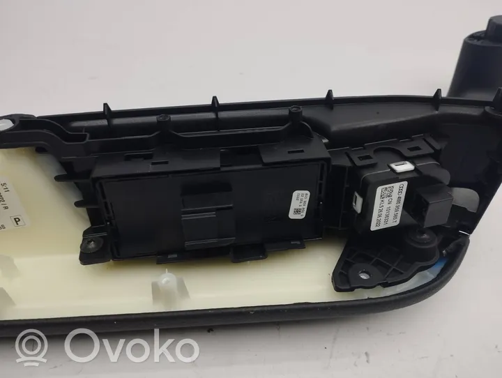 Audi Q2 - Przyciski szyb 4M0959565T