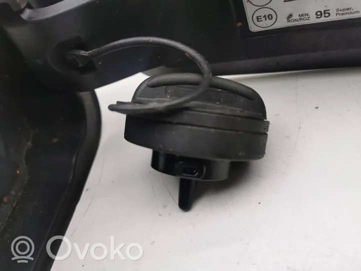 Audi Q2 - Sportello del serbatoio del carburante 81A809906