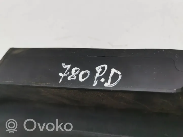 Audi Q2 - Panel wykończeniowy błotnika 81A821170