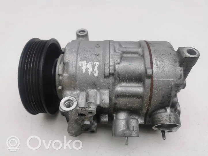 Volkswagen T-Roc Ilmastointilaitteen kompressorin pumppu (A/C) 5Q0816803D