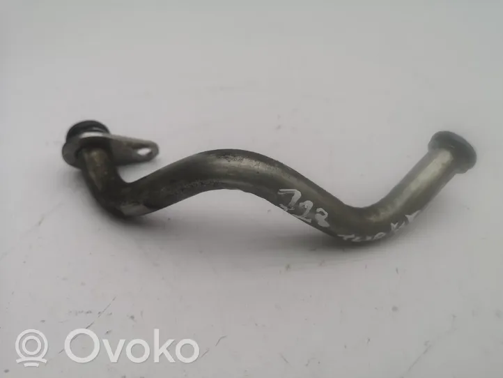 Audi A1 Coolant pipe/hose 04C145735A