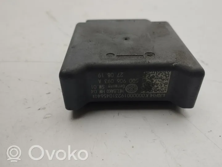 Audi Q3 F3 Polttoaineen ruiskutuspumpun ohjainlaite/moduuli 5Q0906093A