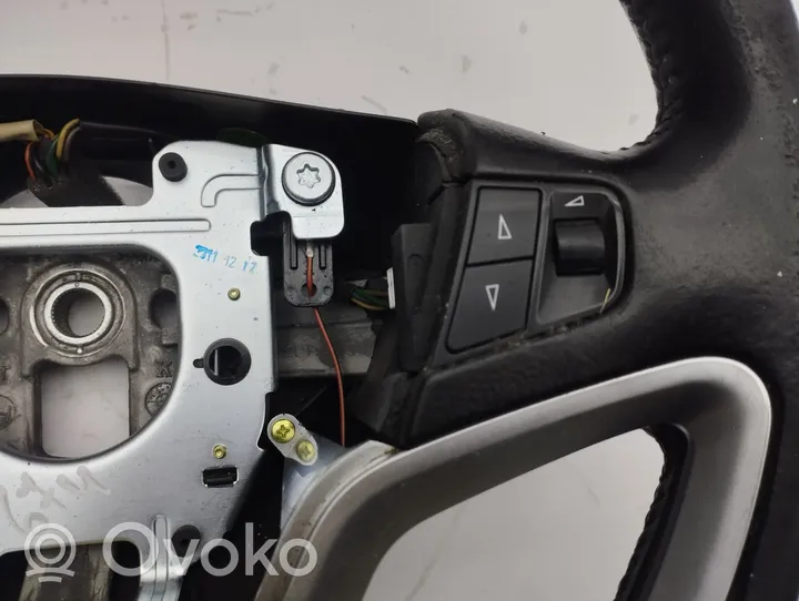 Opel Antara Steering wheel 