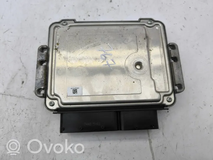 Suzuki Vitara (LY) Sterownik / Moduł ECU 0261S21344