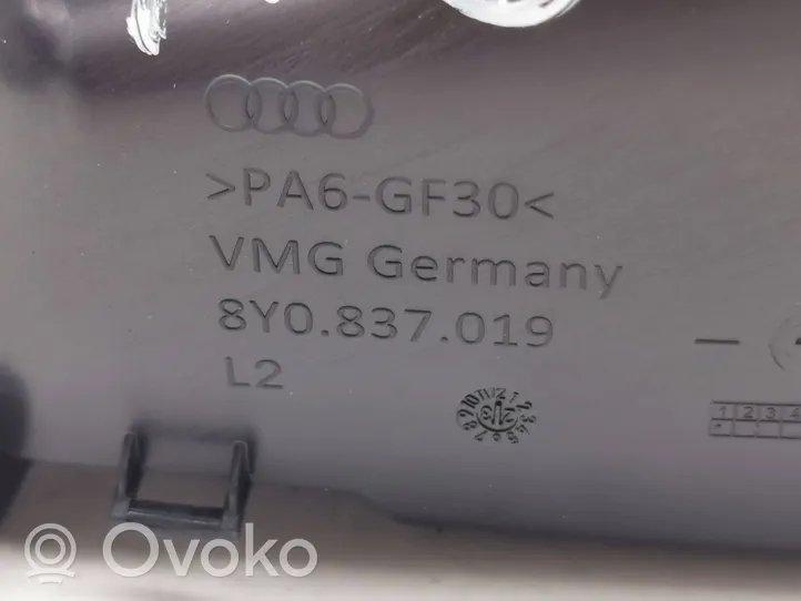 Audi A3 8Y Rankenėlė atidarymo vidinė 8Y0837019