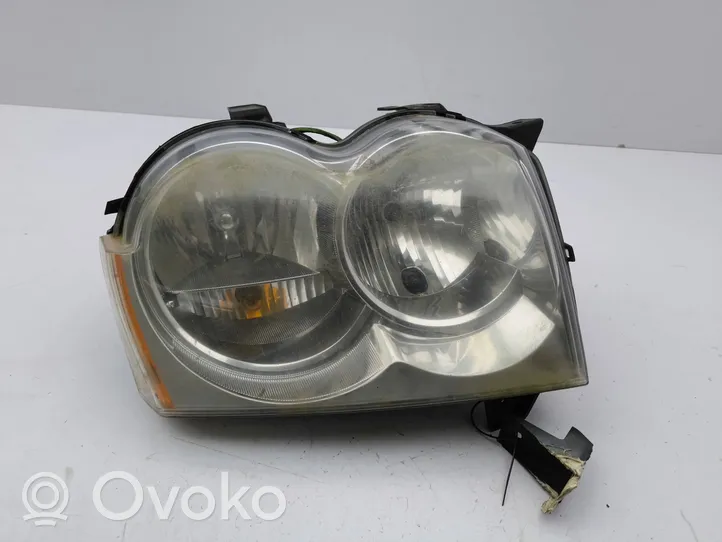 Jeep Grand Cherokee (WK) Lampa przednia 55156672AI