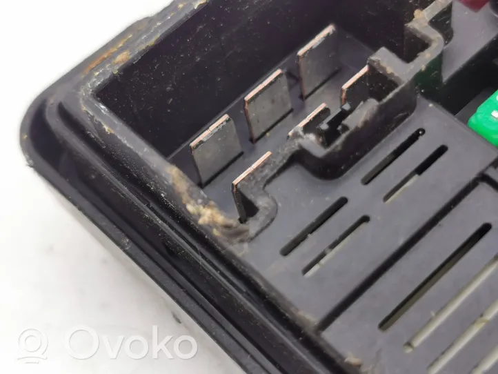 284B72958R Renault Megane E-Tech Fuse module, 400.00 € | RRR 