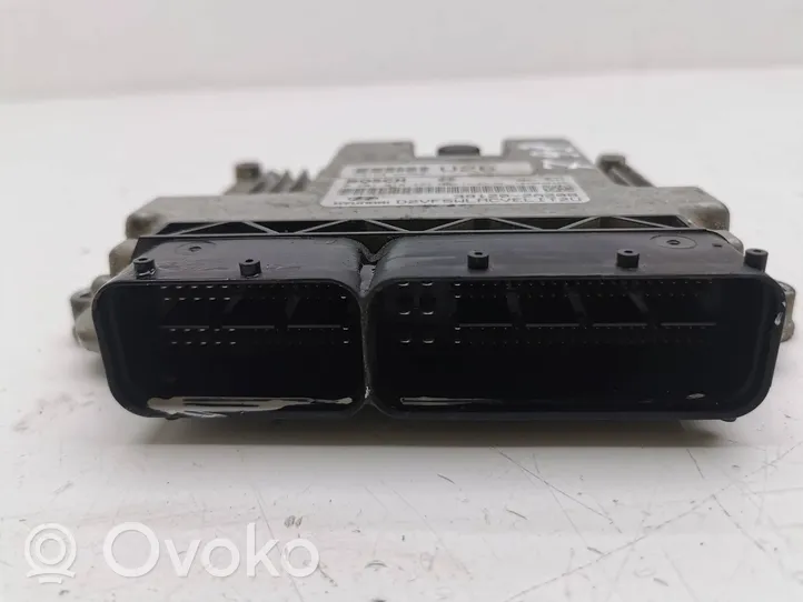 Hyundai i40 Sterownik / Moduł ECU 0281018491