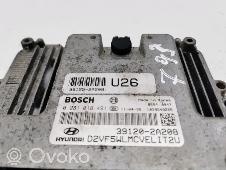 Hyundai i40 Sterownik / Moduł ECU 0281018491