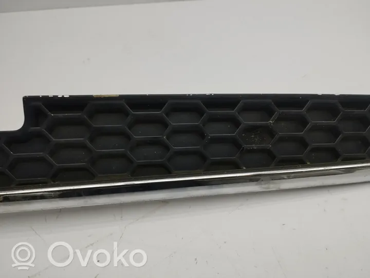 Chevrolet Captiva Grille de calandre avant 96442715