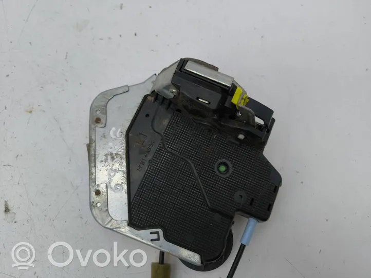 Honda CR-V Rear door lock 3F2603