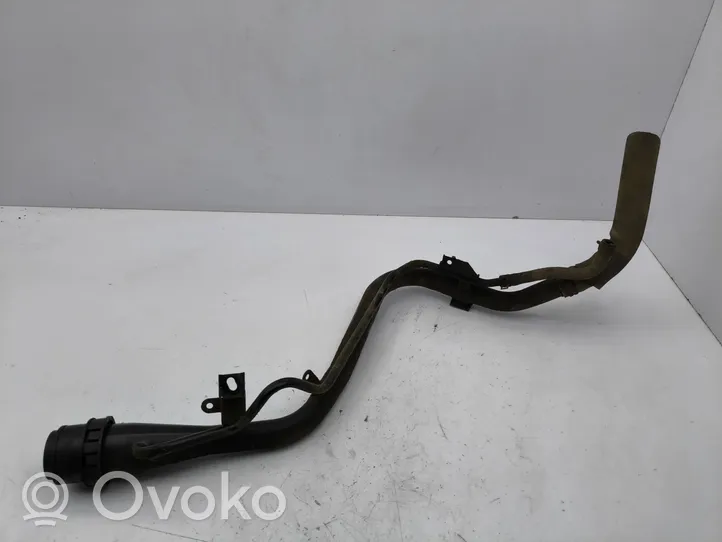 Honda CR-V Fuel tank filler neck pipe 