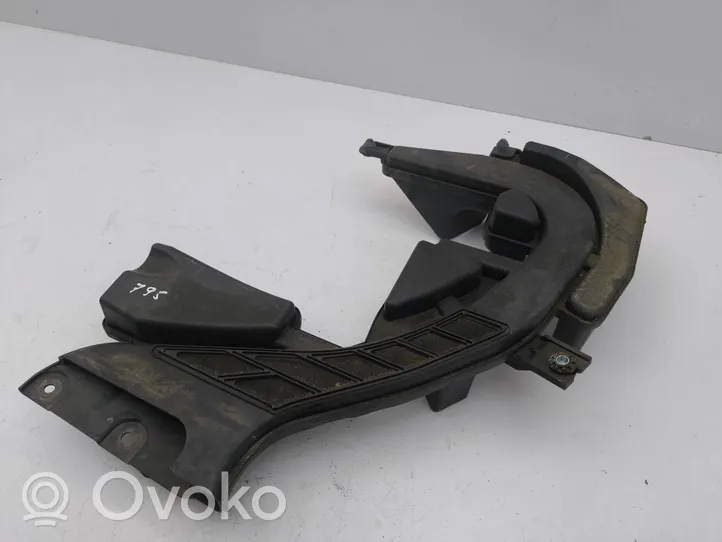 Nissan Qashqai Oro paėmimo kanalo detalė (-ės) HV80B