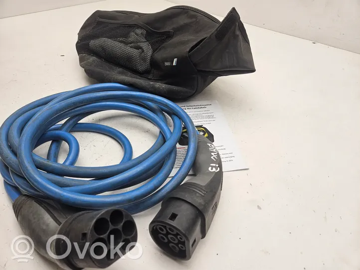 BMW i3 Kabel do ładowania samochodu elektrycznego 51472348065