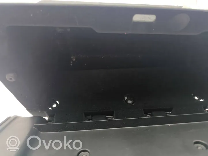 BMW i3 Glove box 9283020