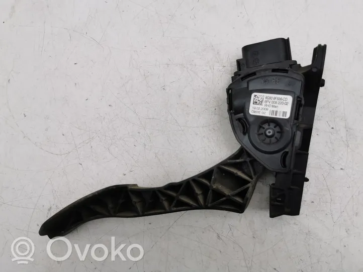 Volvo V70 Accelerator throttle pedal 6G929F836CD