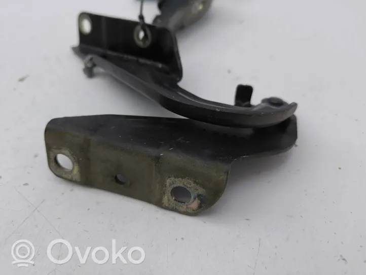 Mitsubishi Outlander Engine bonnet/hood hinges 