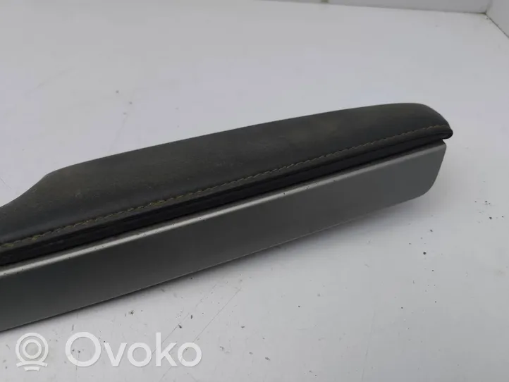 Mazda CX-7 Rivestimento del vano portaoggetti del cruscotto EH1464471