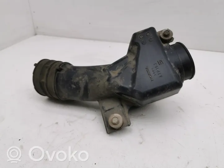 Honda CR-V Moottorin vesijäähdytyksen putki/letku 