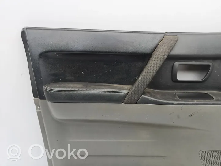 Mitsubishi Pajero Front door card panel trim 311071