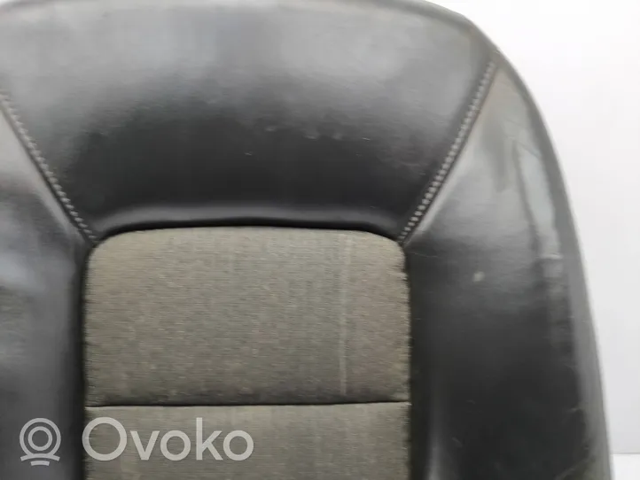 Volvo V70 Fotel przedni kierowcy 