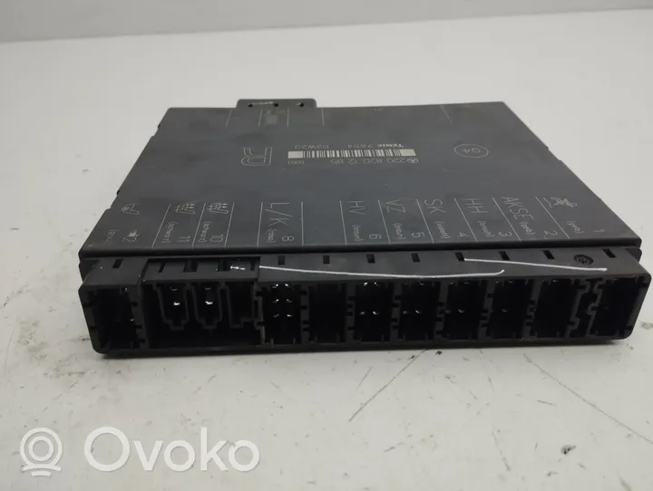 Mercedes-Benz S W220 Seat control module 2208201285