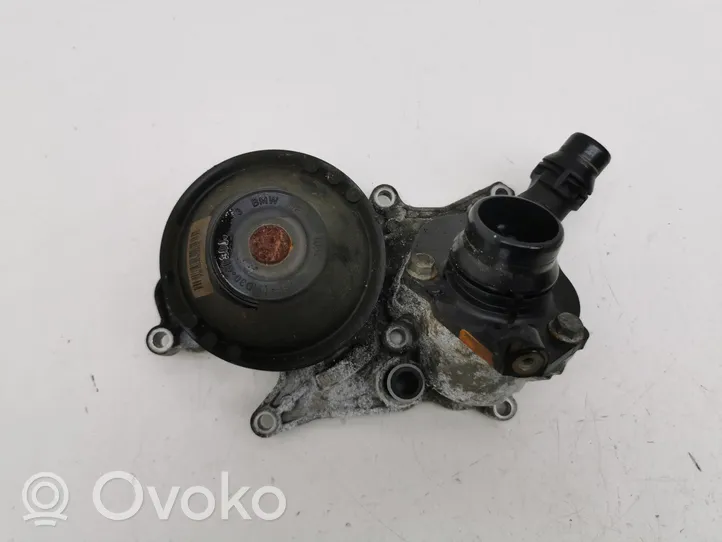 BMW 5 F10 F11 Pompa dell’acqua 781083304