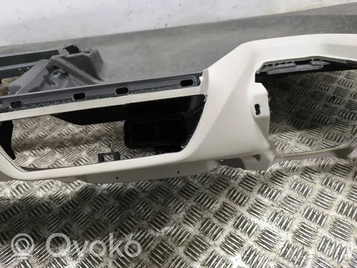 BMW i3 Deska rozdzielcza 4023785