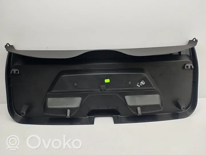 BMW i3 Takaluukun alaosan verhoilu 7305089