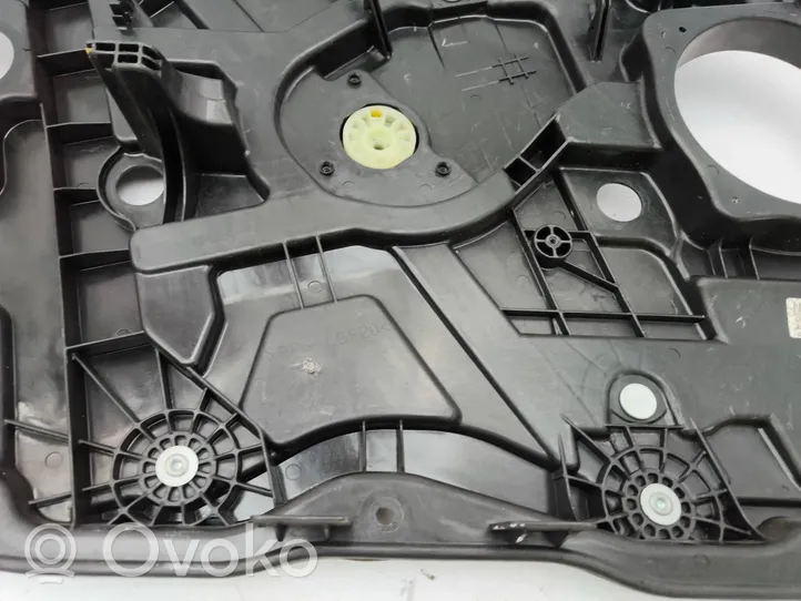 Hyundai i40 Priekšpusē elektriskais loga pacelšanas mehānisms bez motoriņa 813103Z030
