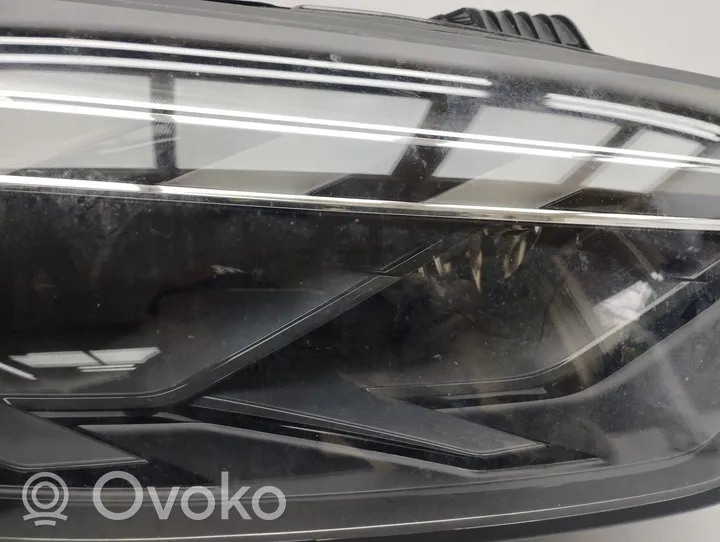 Audi A1 Priekinis žibintas 82A941034E