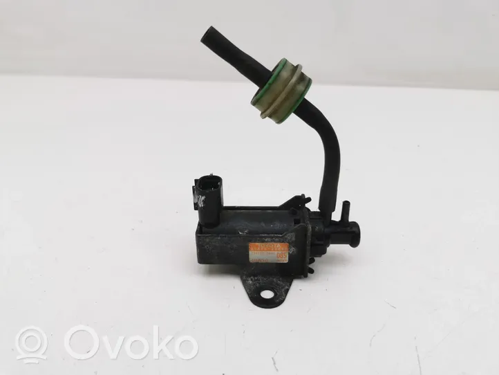 Toyota Corolla E120 E130 Electrovanne Soupape de Sûreté / Dépression 2581927050