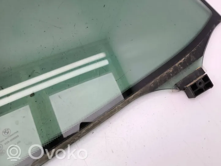 BMW i3 Rear door window glass 7288187