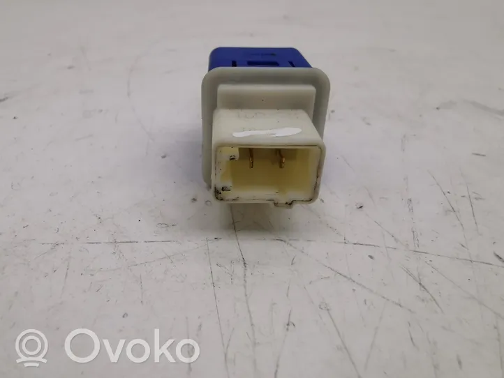 Honda HR-V Brake pedal sensor switch M49351