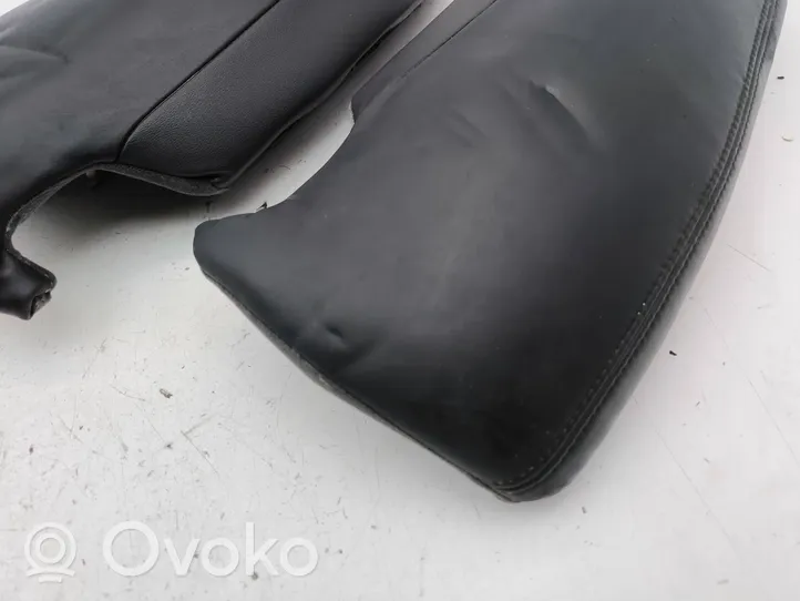 Tesla Model S Rivestimento superiore laterale del sedile posteriore 