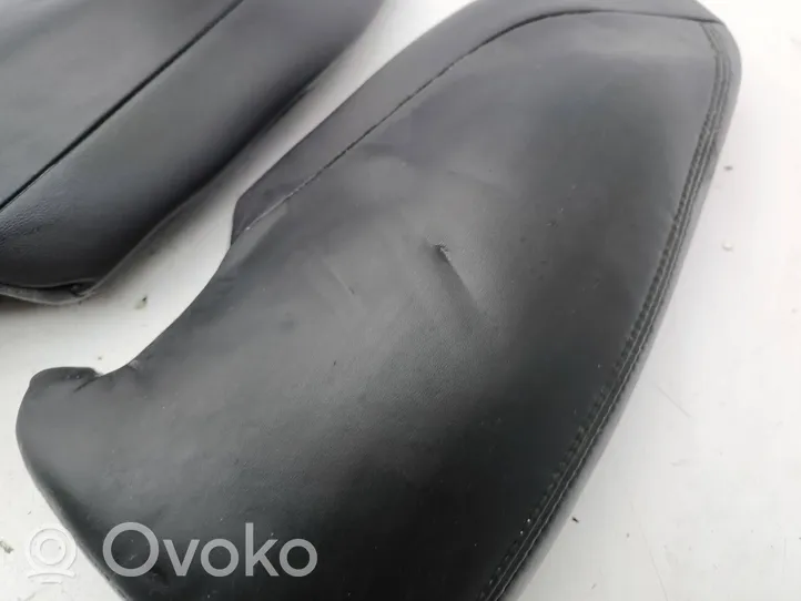 Tesla Model S Rivestimento superiore laterale del sedile posteriore 