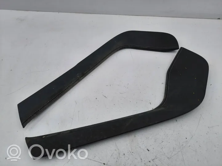 Tesla Model S Rivestimento laterale della consolle centrale anteriore 100536501C