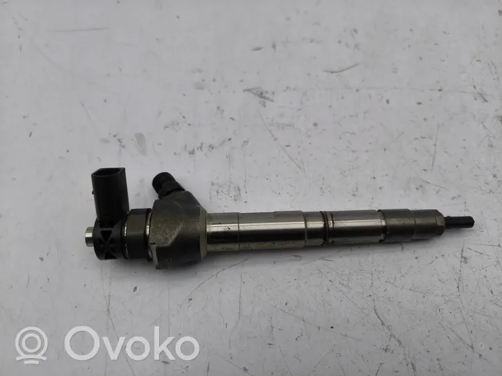 Audi A5 Fuel injector 04L130277AE